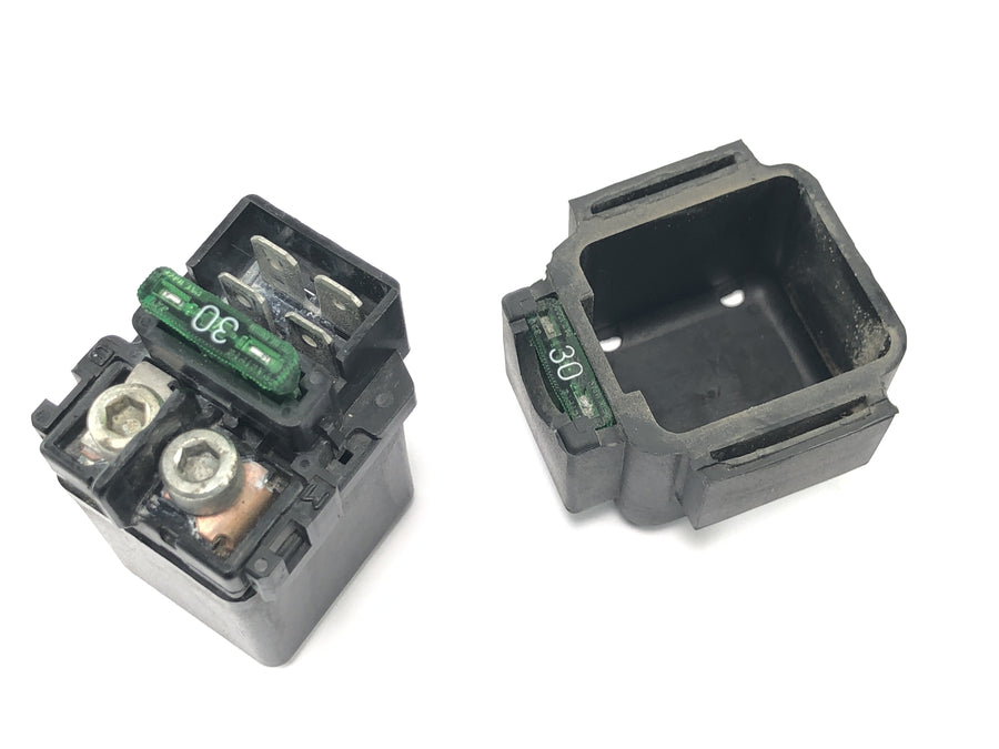 Honda CBR 600 RR PC37 [2004] - Starter relay starter relay main relay