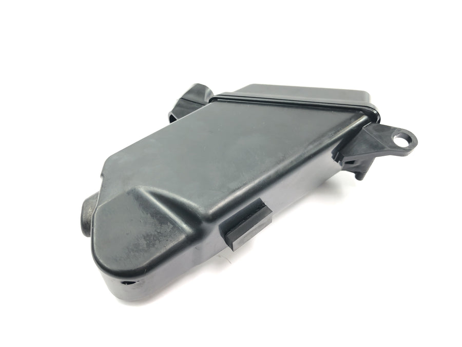 Honda CBR 600 RR PC37 [2004] - Tool compartment storage compartment