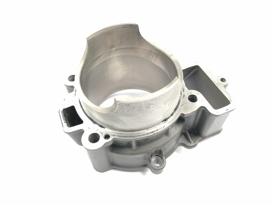 KTM 950 Adventure LC8 [2004] - cylinder with piston at the front