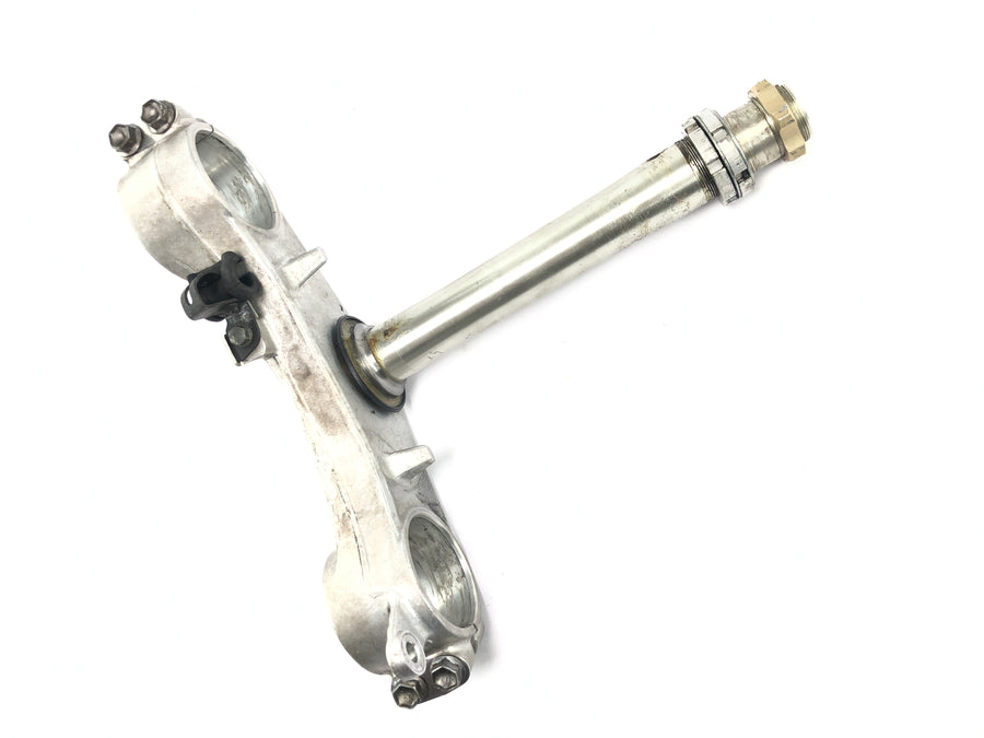 Suzuki GSX R 1000 WVBZ K3 [2003] - lower fork bridge, steering head lower bridge fork clamp