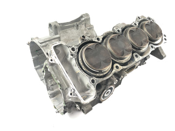 Honda CBR 900 RR SC28 [1995] - Engine block engine housing with empty piston housing - 0