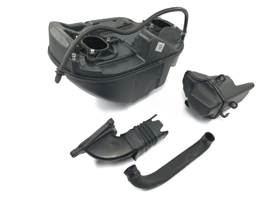 Ducati Multistrada 1200 S Touring [2009] - Air filter box airbox intake box