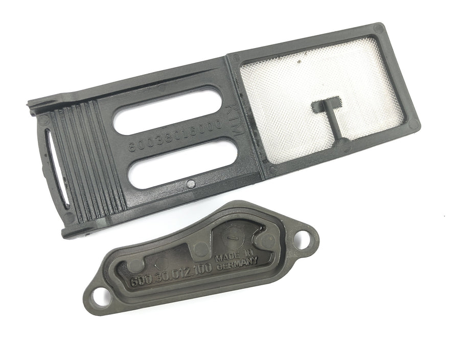 KTM 950 Adventure LC8 [2004] - Oil strainer oil filter insert with cover