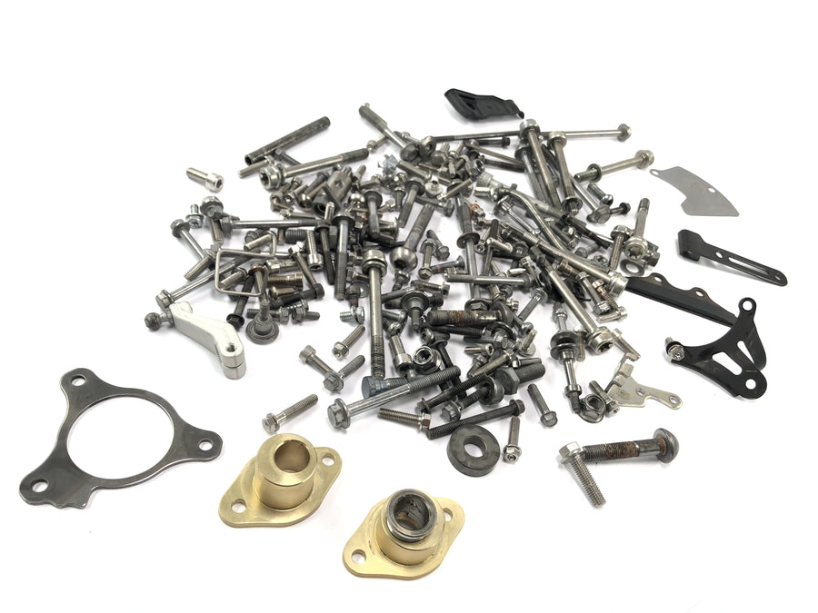 Triumph Street Triple R 675 D67LD [2010] - screws and residual parts are convolidated