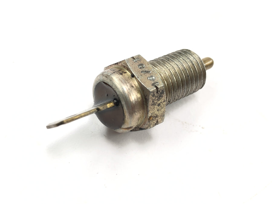 Triumph Speedmaster 900 [2003] - Neutral switch idle switch