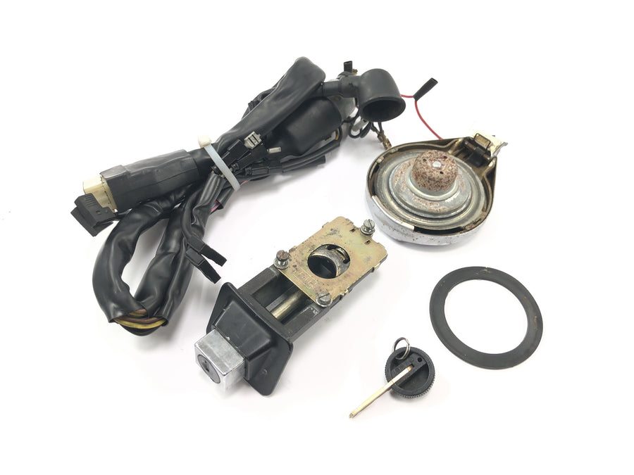 Moto Guzzi V65 Custom [1985] - Ignition lock set tank cap