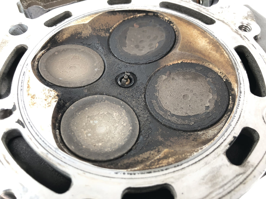 KTM 950 Adventure LC8 [2004] - cylinder head valve head front