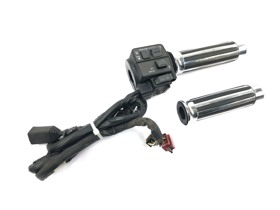 Honda GL 1500 Goldwing SC22 [1993] - handlebar fitting right handlebar switch throttle grip