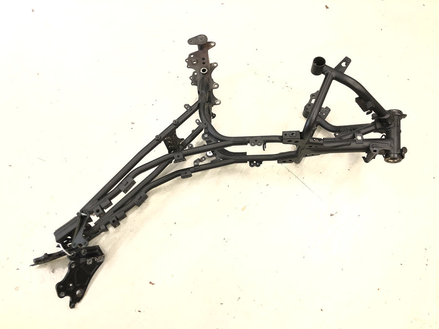 Yamaha MT07 RM04 [2014] - Frame with papers