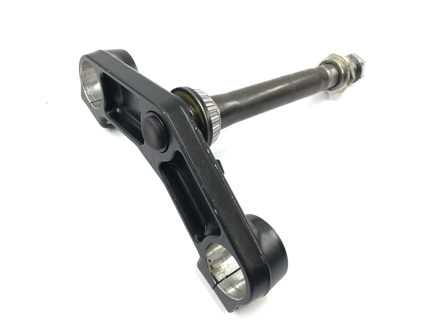 Triumph Daytona 1200 T300D [1994] - lower fork bridge steering head