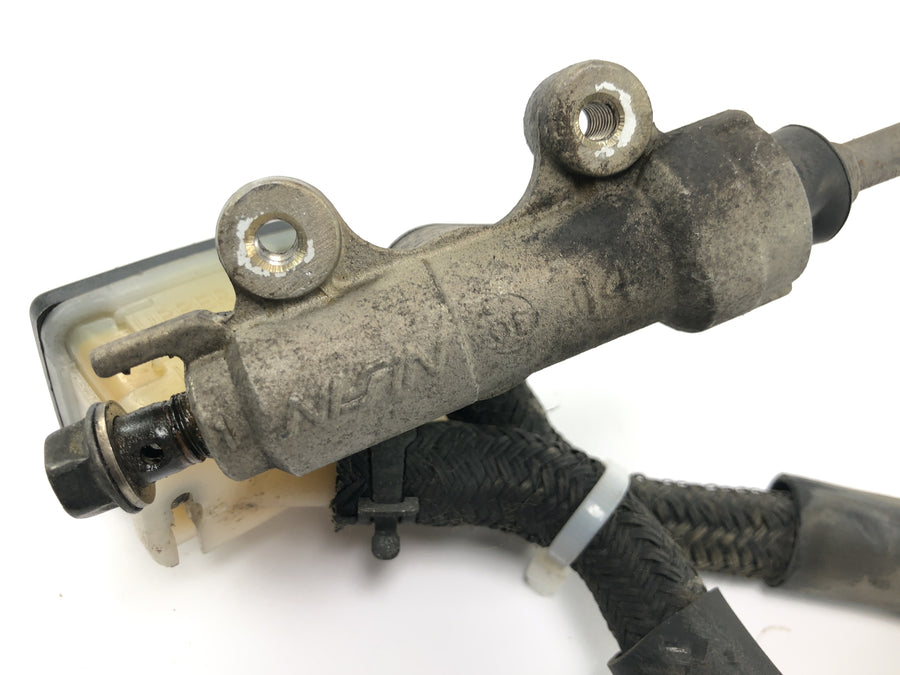 Honda XRV 750 Africa Twin RD04 [1992] - Rear brake cylinder brake pump