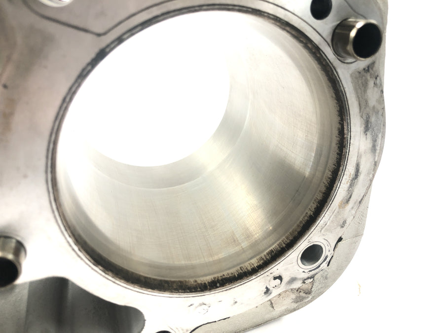 BMW R 1150 R R21 [2001] - cylinder with piston on the left