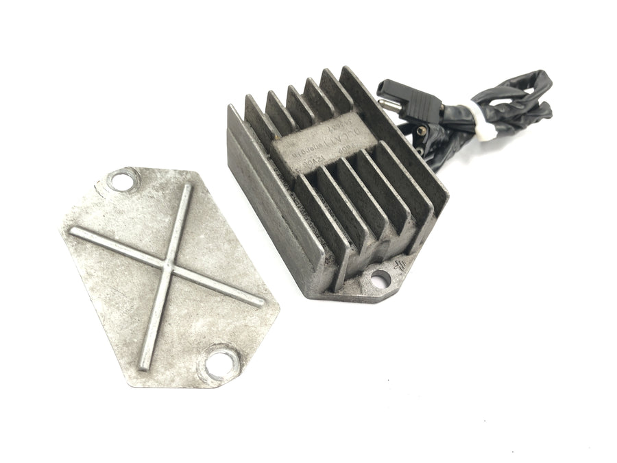 Moto Guzzi V10 Centauro [1998] - Voltage regulator rectifier regulator