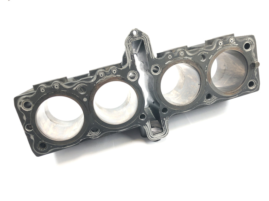 Suzuki GSX R 1100 GU74C [1987] - cylinder with piston