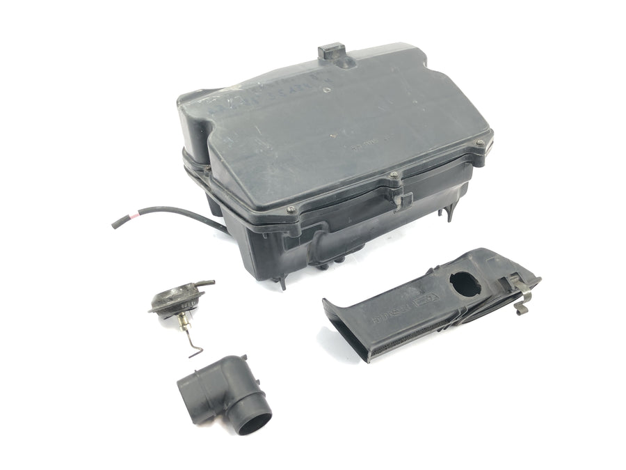Honda GL 1500 Goldwing SC22 [1993] - Air filter box Air filter housing Intake box