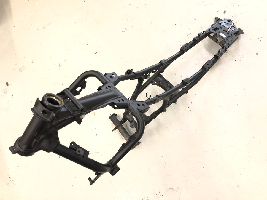 Yamaha MT07 RM04 [2014] - Frame with papers