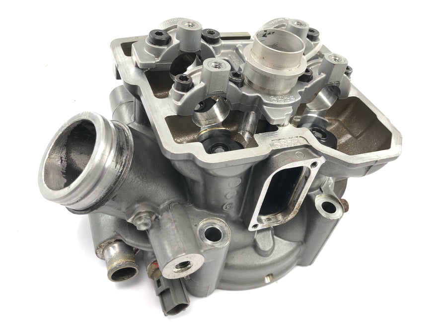 KTM 950 Adventure LC8 [2004] - cylinder head valve head rear