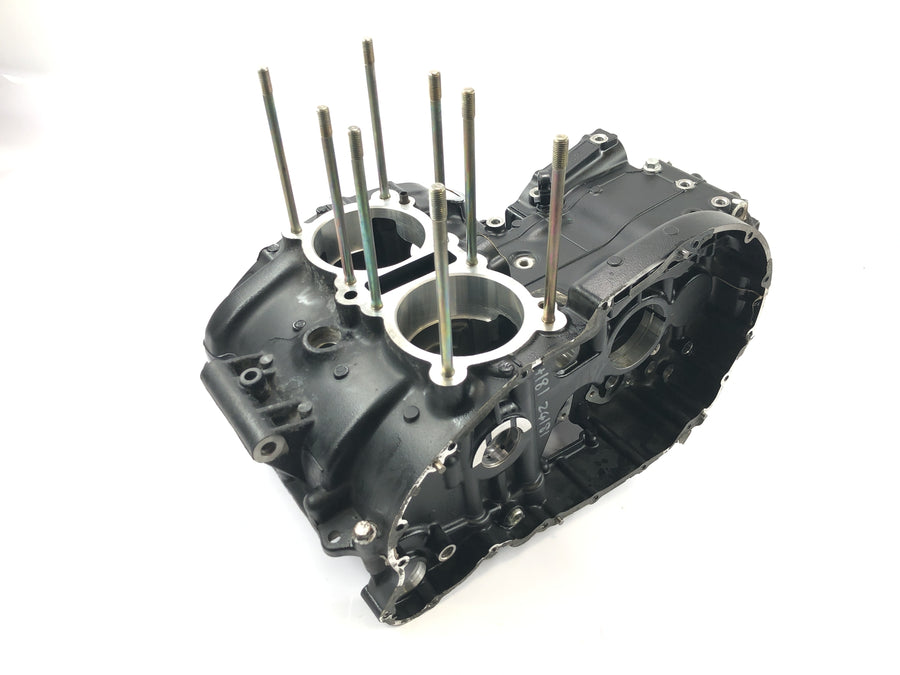 Triumph Speedmaster 900 [2003] - engine housing crankcase engine block engine housing empty housing