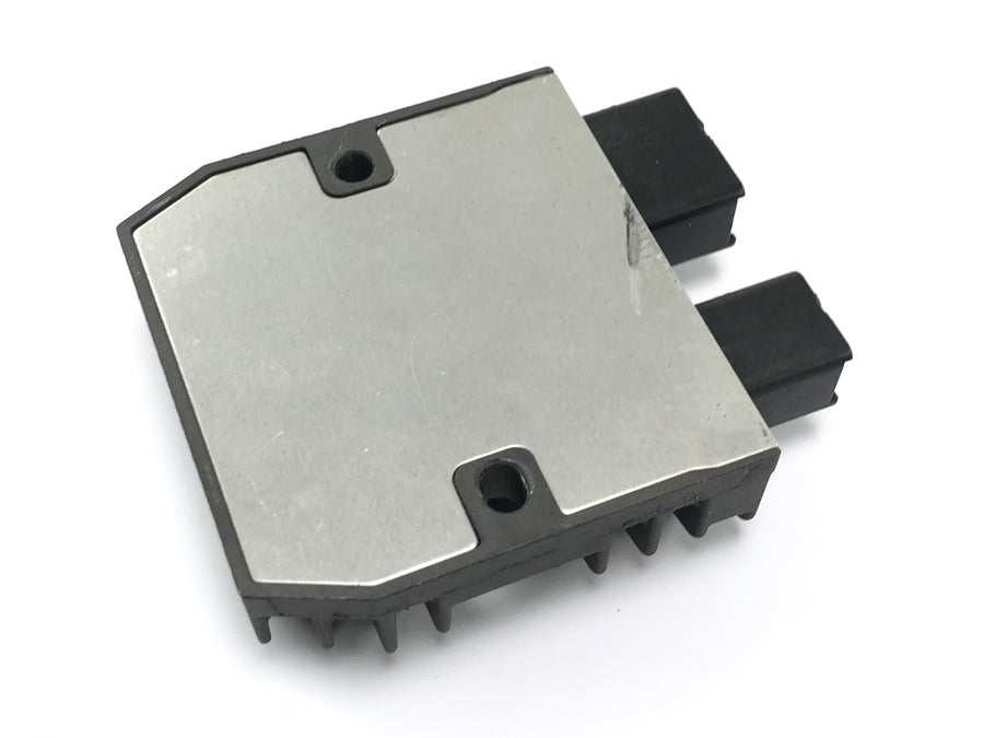 Honda CBR 1000 RR SC59 [2008] - Voltage regulator rectifier regulator