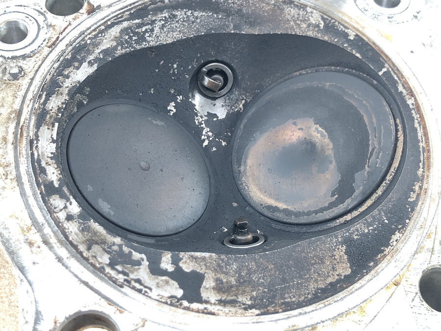 Ducati Multistrada 1000 DS [2003] - cylinder head rear valve train standing cylinder