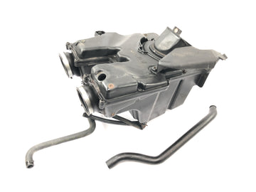 Triumph Speedmaster 900 [2003] - air filter box air filter housing intake box airbox - 0