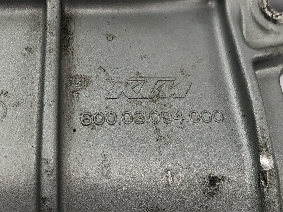 KTM 950 Adventure LC8 [2004] - Tank mount tank mount