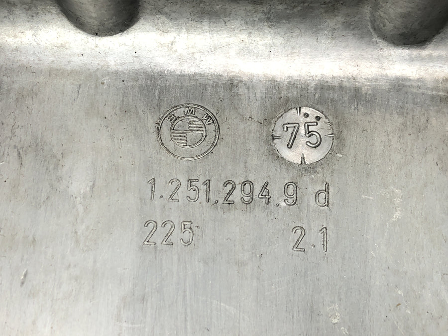 BMW R 75/5 [1973] - Oil pan engine cover