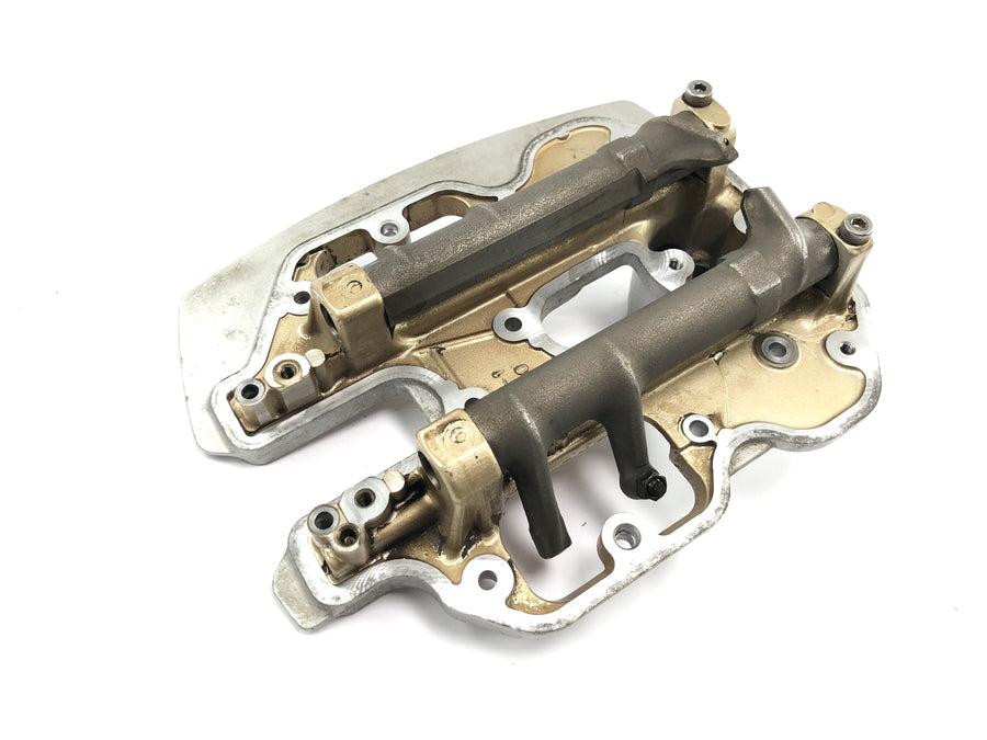 Yamaha XV 1600 Wild Star VP08 [2002] - Front rocker arm bridge