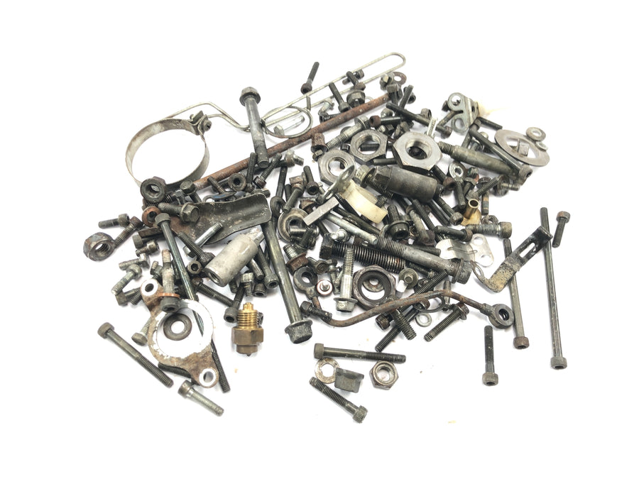 Yamaha TT 600 E 4GV [1995] - leftover parts and screws mixed lot