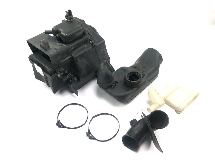 Honda XRV 750 Africa Twin RD04 [1992] - Air filter box air filter housing airbox