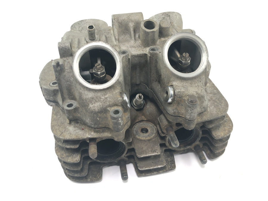 Honda NX 650 Dominator RD02 [1994] - cylinder head valve head valve train