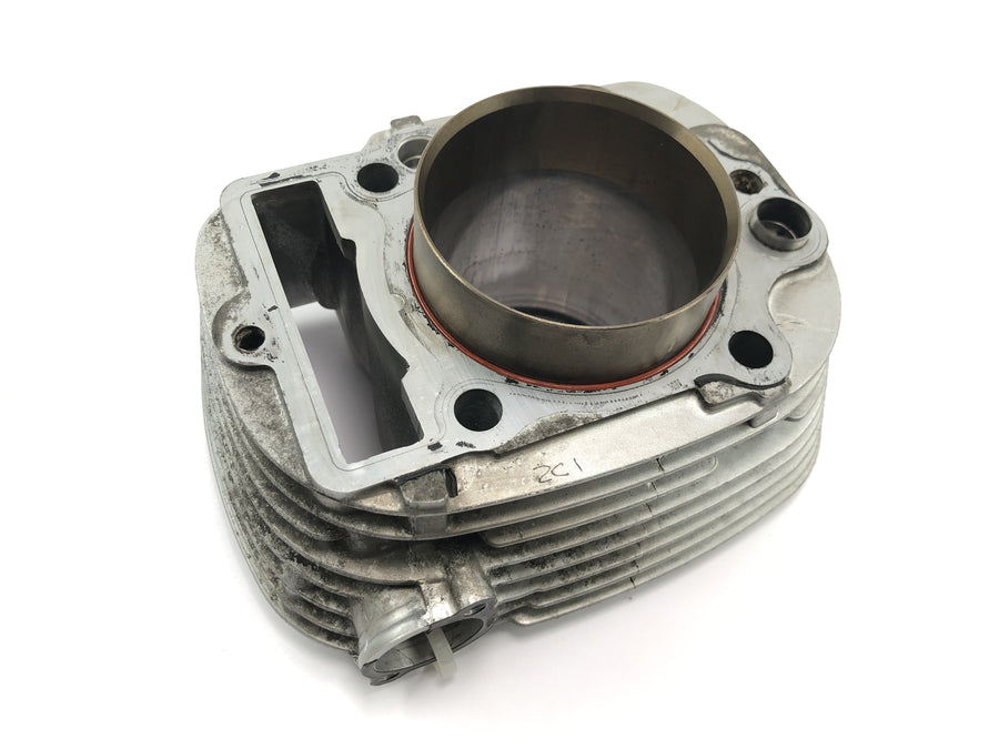 Yamaha XVS 650 4VR [1997] - Cylinder with piston at the front