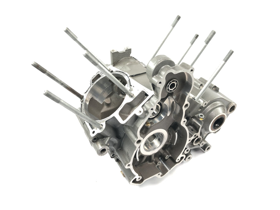 KTM 950 Adventure LC8 [2004] - Engine housing, crankcase, engine block, empty housing