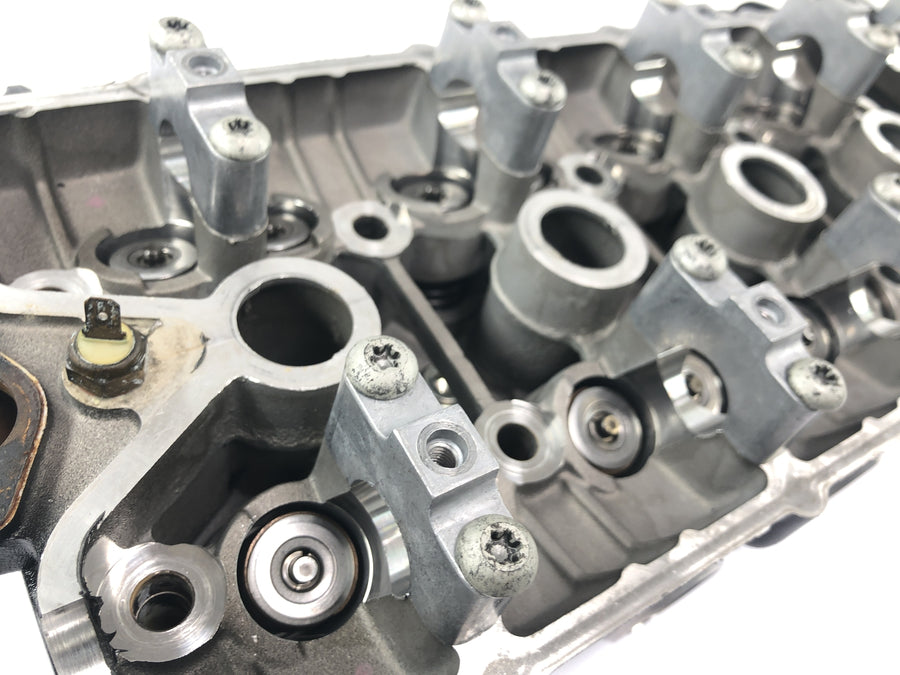 Triumph Daytona 1200 T300D [1994] - Cylinder head valve control housing