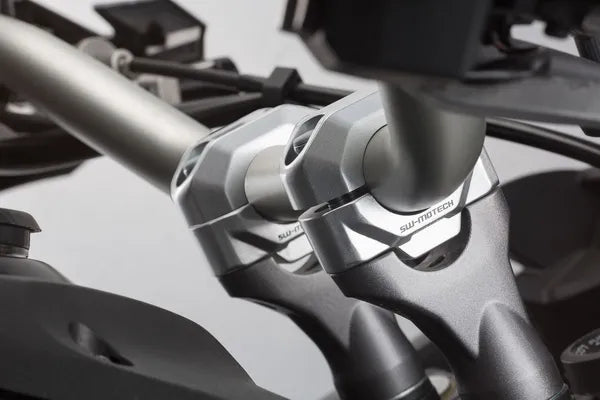 [SW-MOTECH] - Handlebar riser for Ø 22 mm, hole spacing 32-38 mm, version EH000392200125S - picture 2