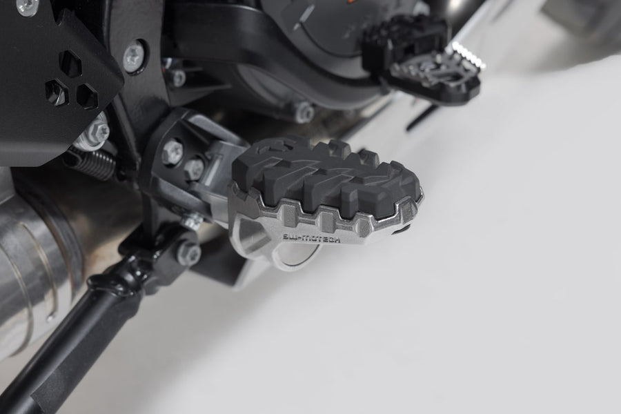 KTM 1390 Super Adventure R [2025-2026] - EVO Fußrasten-Kit – Bild 5