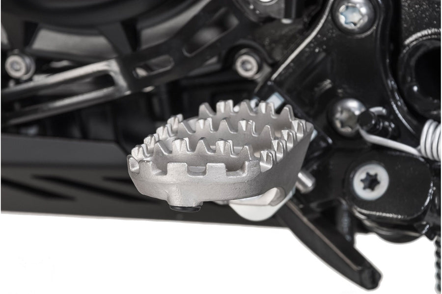BMW F 700 GS [2017] - ION footrest kit – picture 2