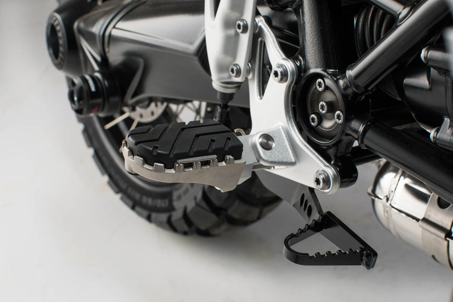 BMW R nineT [2016-2023] - ION footrest kit – picture 1