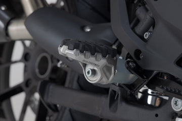 Bajaj Avenger 220 Cruise [2010] - EVO footrest kit - picture 1