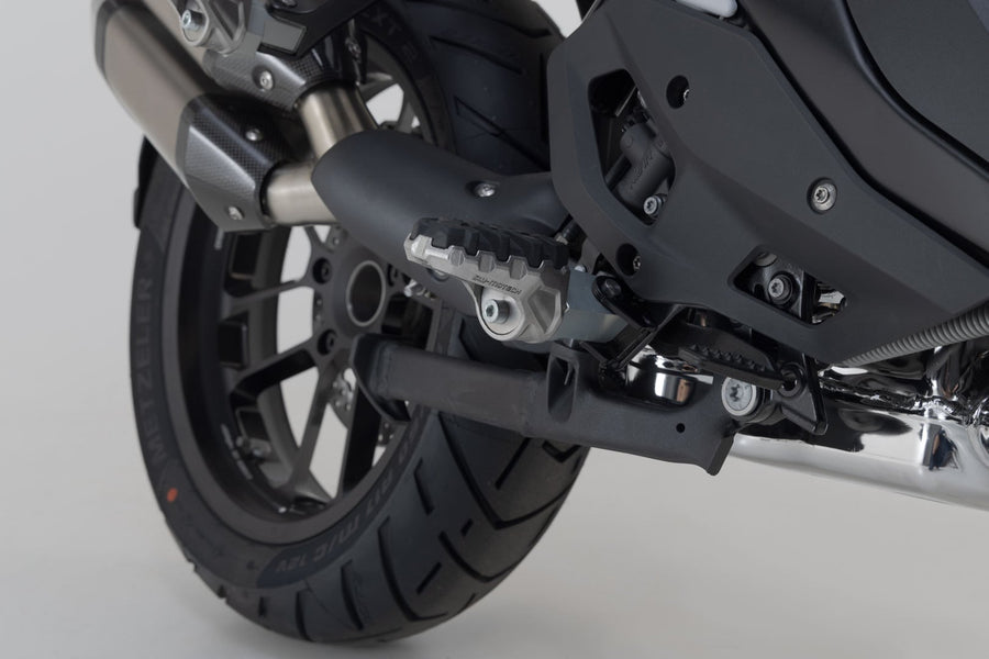 Bajaj Avenger 220 Cruise [2010] - EVO footrest kit - picture 2