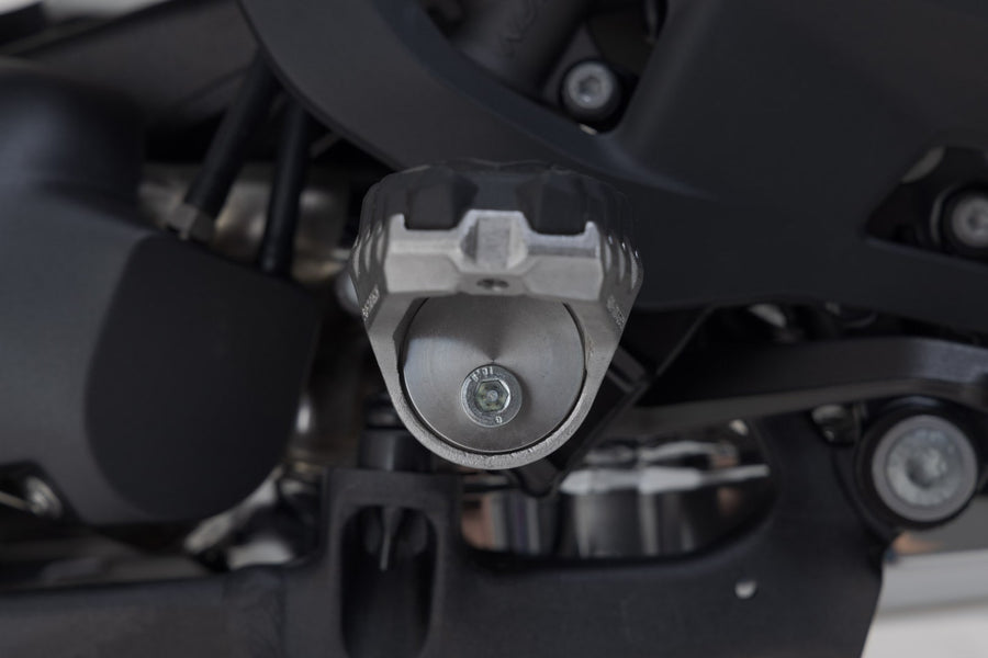 Bajaj Avenger 220 Cruise [2010] - EVO footrest kit - picture 3