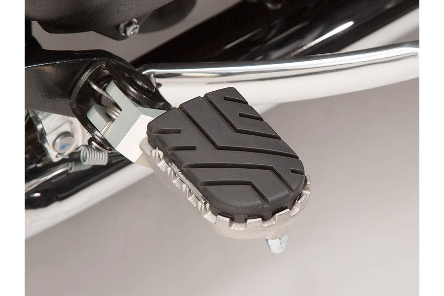 Triumph Scrambler 865 [2012-2015] - ION footrest kit – picture 3