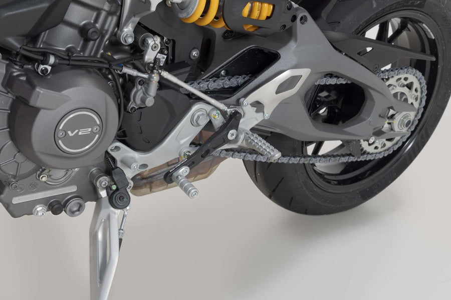 Ducati Panigale V2 890 [2025-2026] - gear lever - picture 2