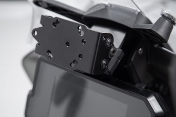 KTM 790 Adventure [2020-2024] - Navi holder in the cockpit - picture 1