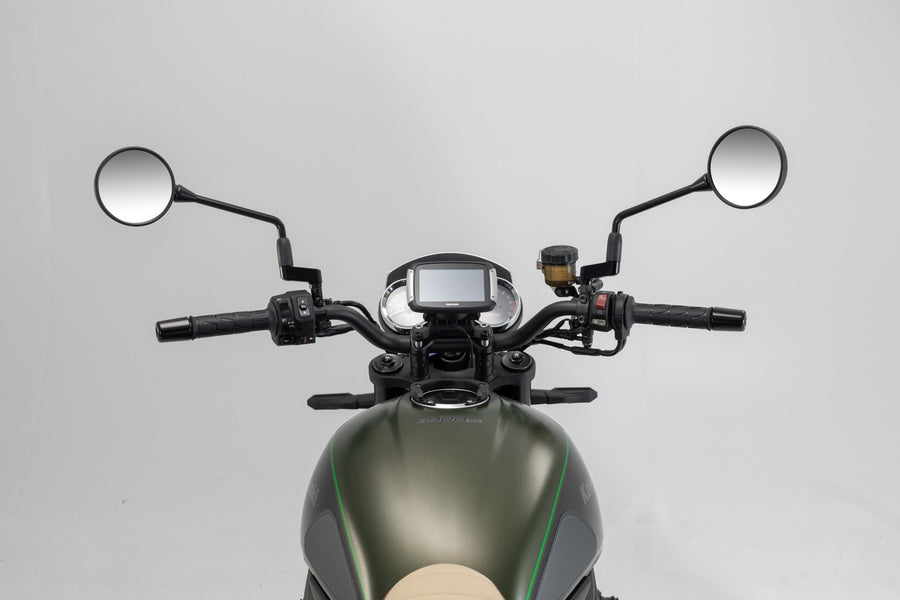 Kawasaki Z 900 RS [2020-2024] - Navi holder in the cockpit - picture 4