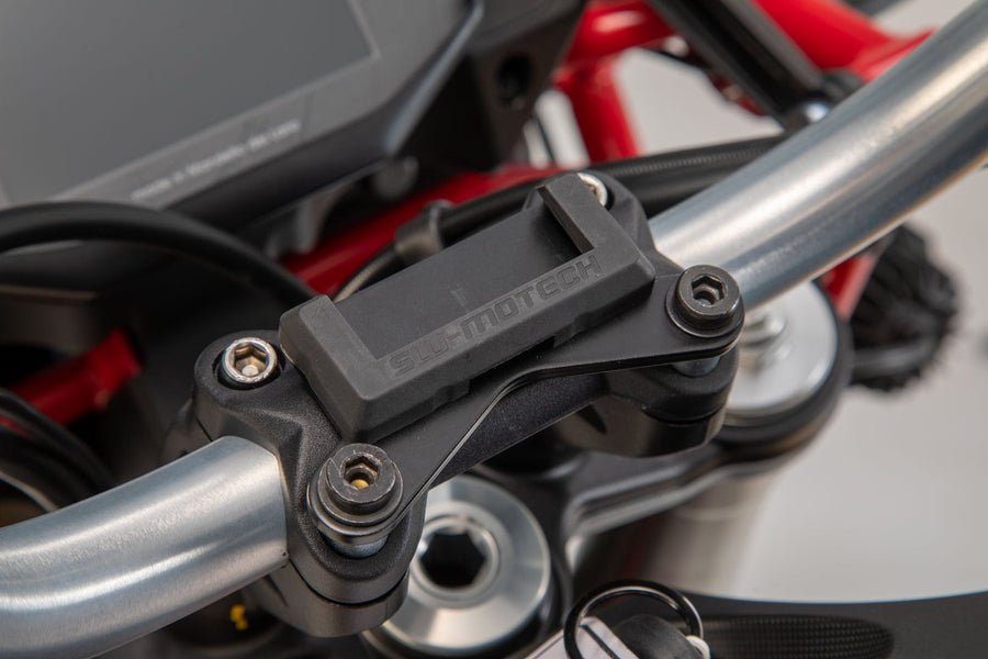 Moto Guzzi V 85 850 TT [2018-2024] - Navi holder on the handlebars – picture 5