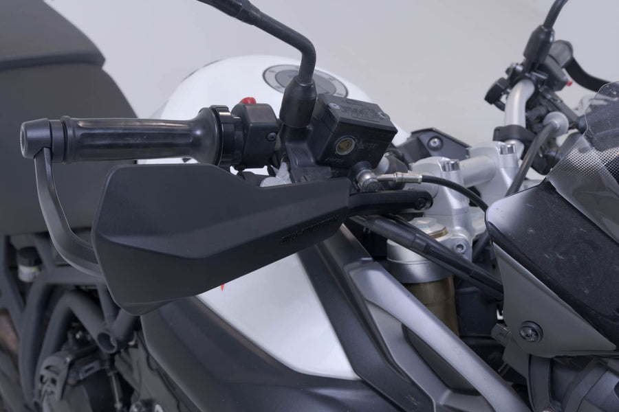 Triumph Tiger 800 XCX [2019] - Sport hand protector kit – image 3