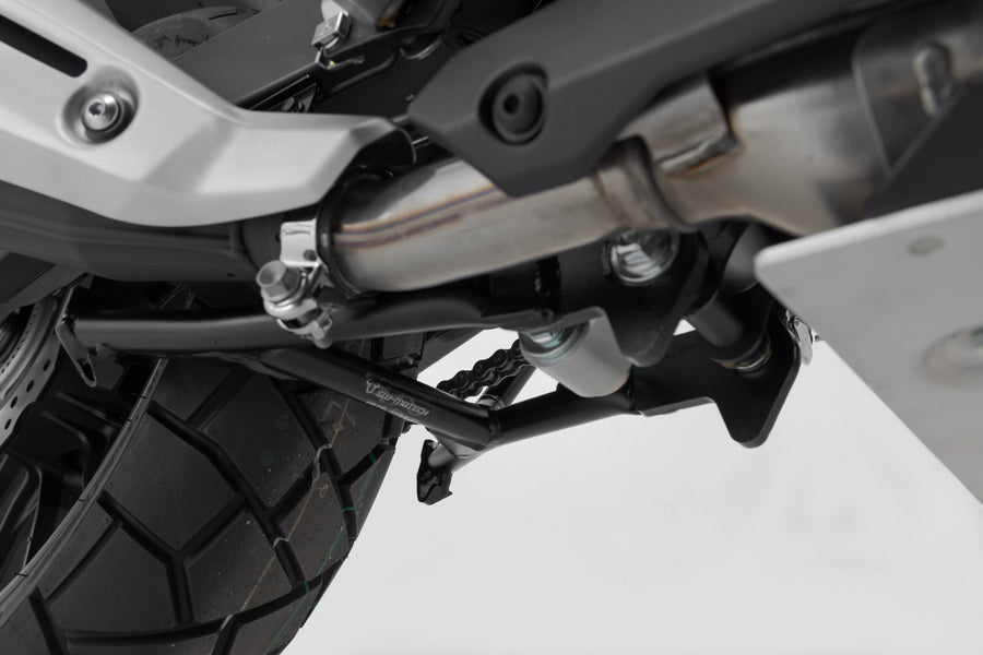 Honda NX 500 A [2024-2026] - main stand - picture 4