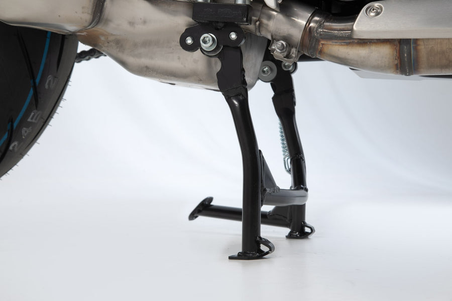 BMW F 900 R [2020-2024] - center stand – picture 3