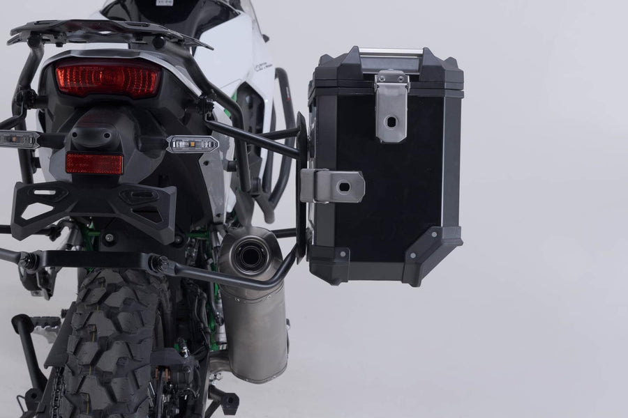 Kawasaki KLE 500 [2026] - PRO side carrier for Akrapovic – picture 7